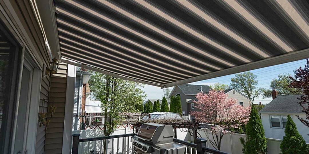 Domina Retractable Awning